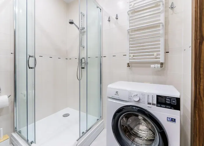 W Diva 250m Do Plazy 科沃布热格